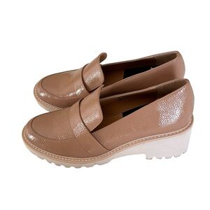 NWOB Dolce Vita Henri Tan Patent Manmade Leather Slip On Platform Loafer Sz 8.5